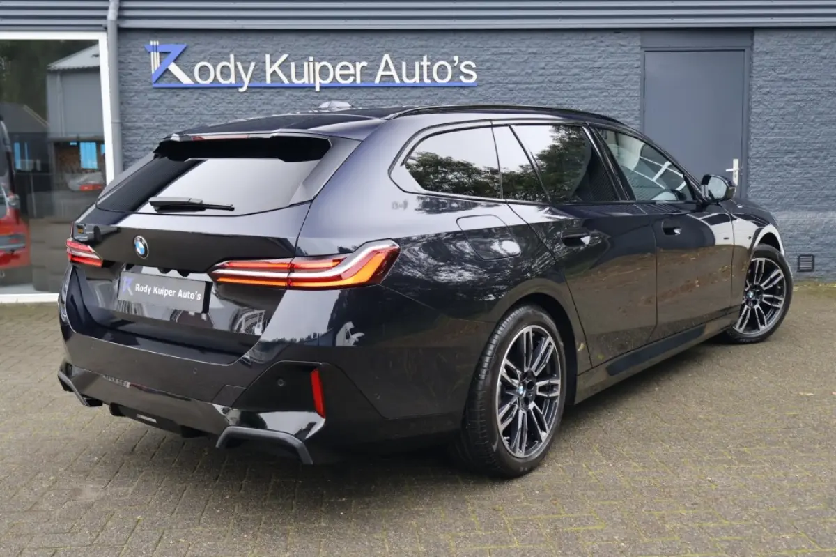 520D M Sport Pano/4-wielbesturing/Trekhaak/Head-up/Bowers & Wilkins