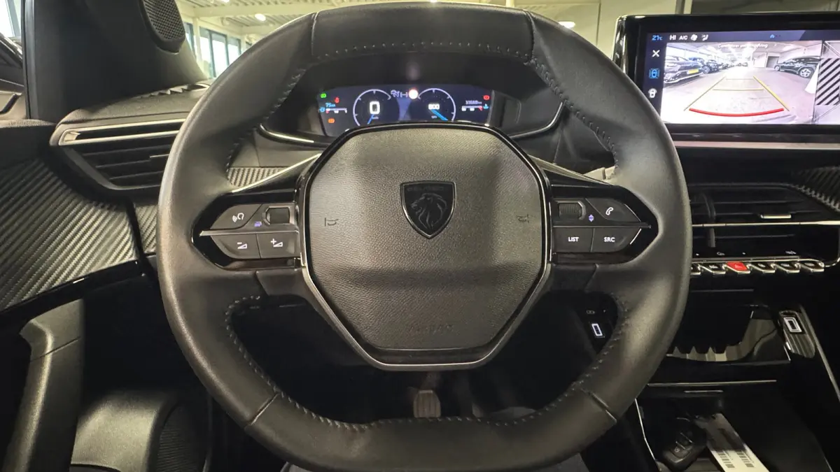 1.2 PURETECH 100PK ALLURE PACK / NAVI / LEDER / CLIMA / LED / PDC / 18" LMV / CAMERA / APPLE CARPLAY / ORG. NL. !!