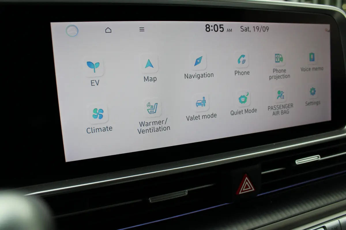Lounge 77.4 kWh