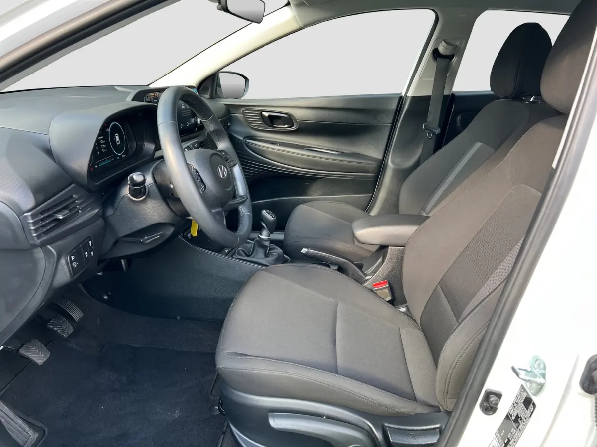 1.0 T-GDI 100pk Comfort | Airco | Camera | Carplay | Cruise control | Dodehoek detectie | Navigatie | Parkeersensoren | Digitaal cockpit | Lichtmetalen velgen