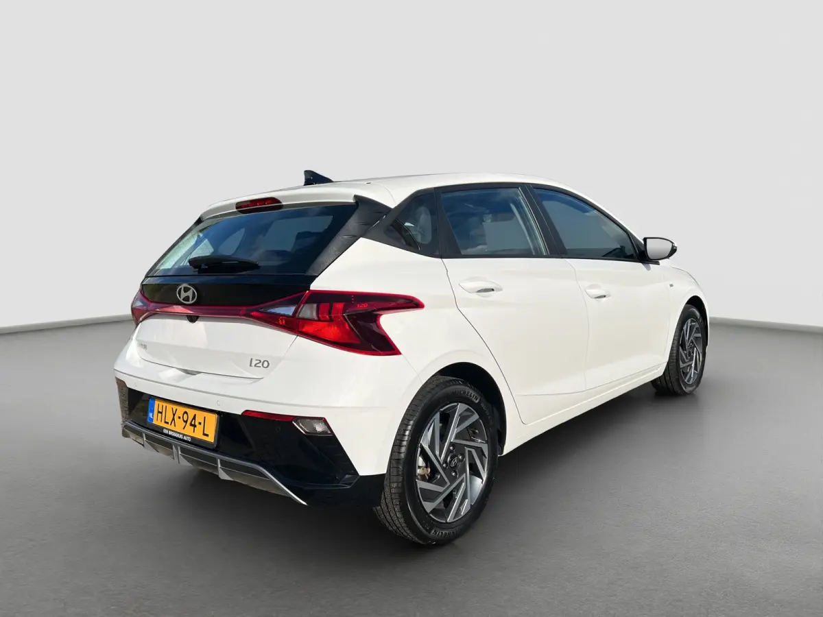 1.0 T-GDI 100pk Comfort | Airco | Camera | Carplay | Cruise control | Dodehoek detectie | Navigatie | Parkeersensoren | Digitaal cockpit | Lichtmetalen velgen