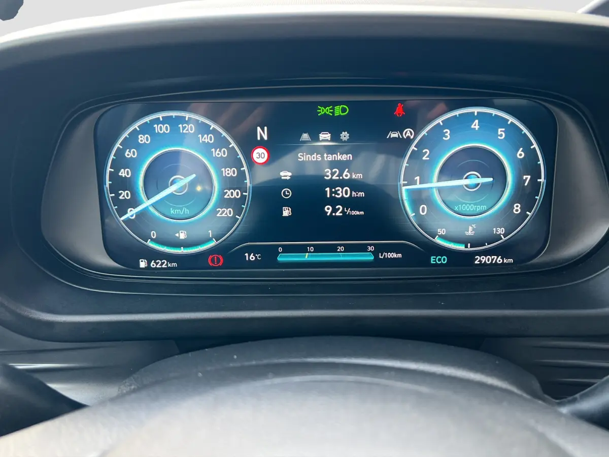 1.0 T-GDI 100pk Comfort | Airco | Camera | Carplay | Cruise control | Dodehoek detectie | Navigatie | Parkeersensoren | Digitaal cockpit | Lichtmetalen velgen