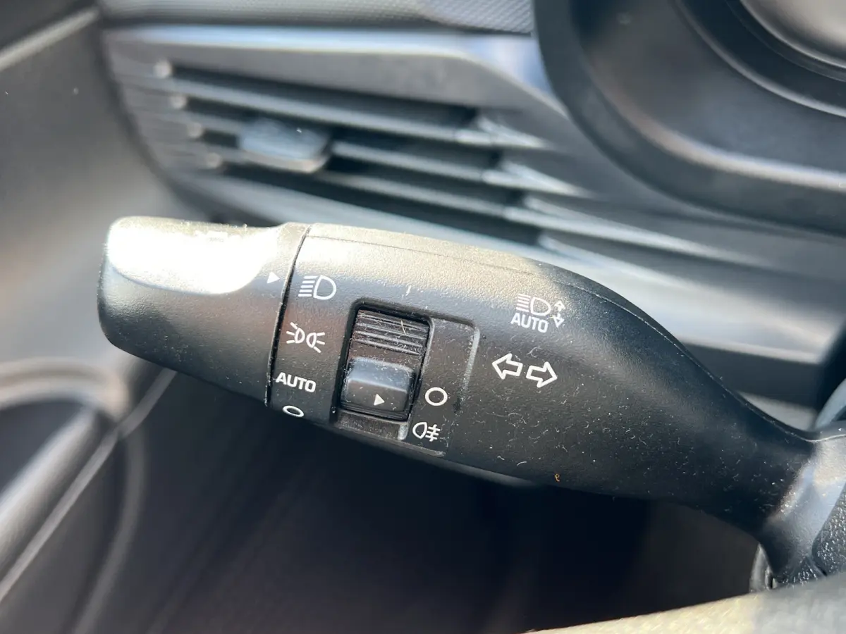1.0 T-GDI 100pk Comfort | Airco | Camera | Carplay | Cruise control | Dodehoek detectie | Navigatie | Parkeersensoren | Digitaal cockpit | Lichtmetalen velgen