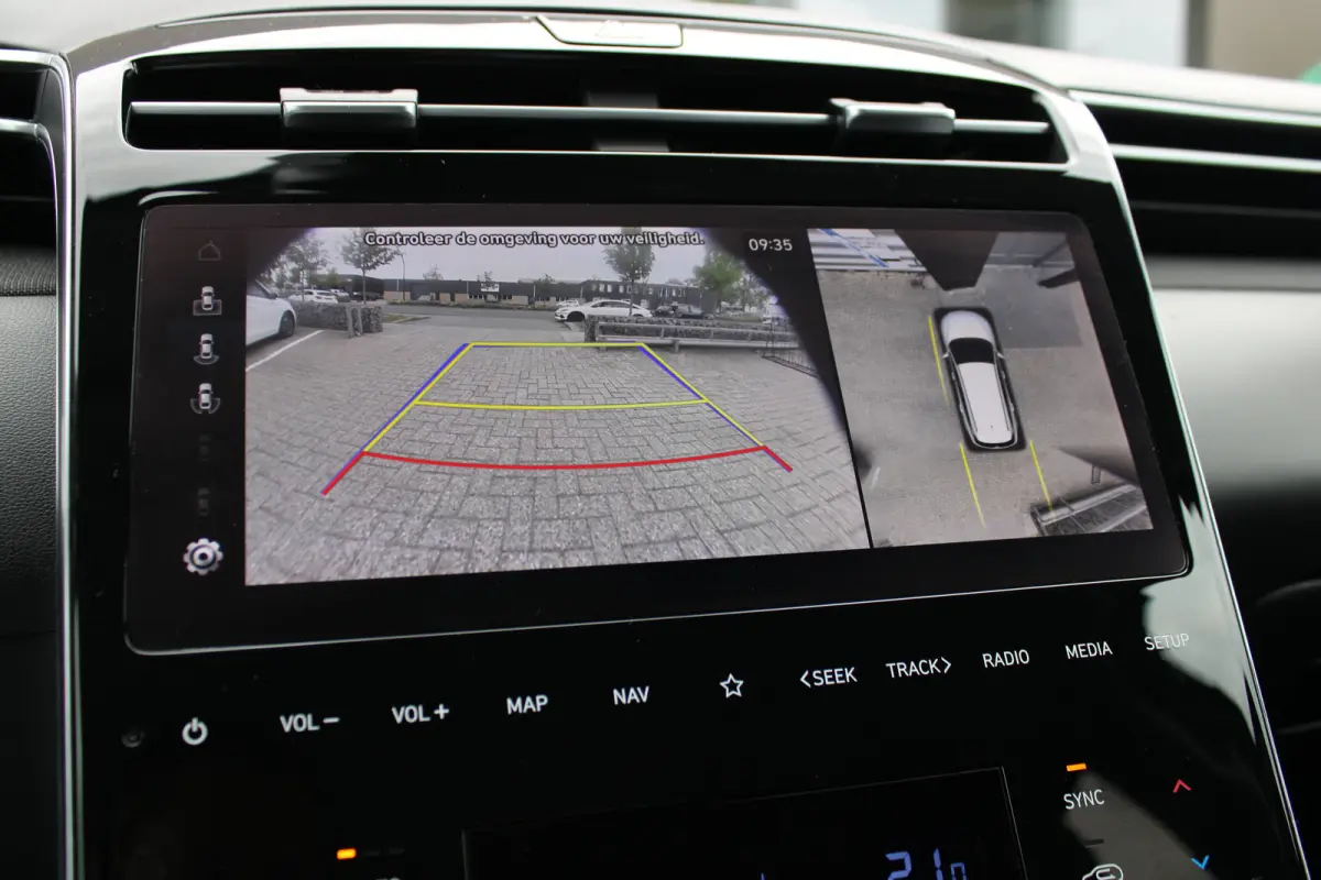 1.6 T-GDI 265pk PHEV Premium 4WD | 1E EIGENAAR! | 360° CAMERA | ADAPTIVE CRUISE | STOELVERWARMING- VERKOELING | DODE HOEK | ELEKTR. STOEL INCL. MEMORY | DEALER OH! | PRACHTIGE STAAT!