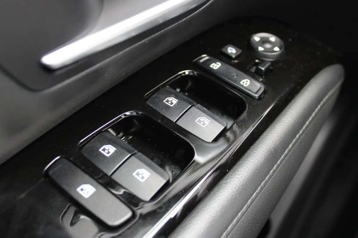 1.6 T-GDI 265pk PHEV Premium 4WD | 1E EIGENAAR! | 360° CAMERA | ADAPTIVE CRUISE | STOELVERWARMING- VERKOELING | DODE HOEK | ELEKTR. STOEL INCL. MEMORY | DEALER OH! | PRACHTIGE STAAT!