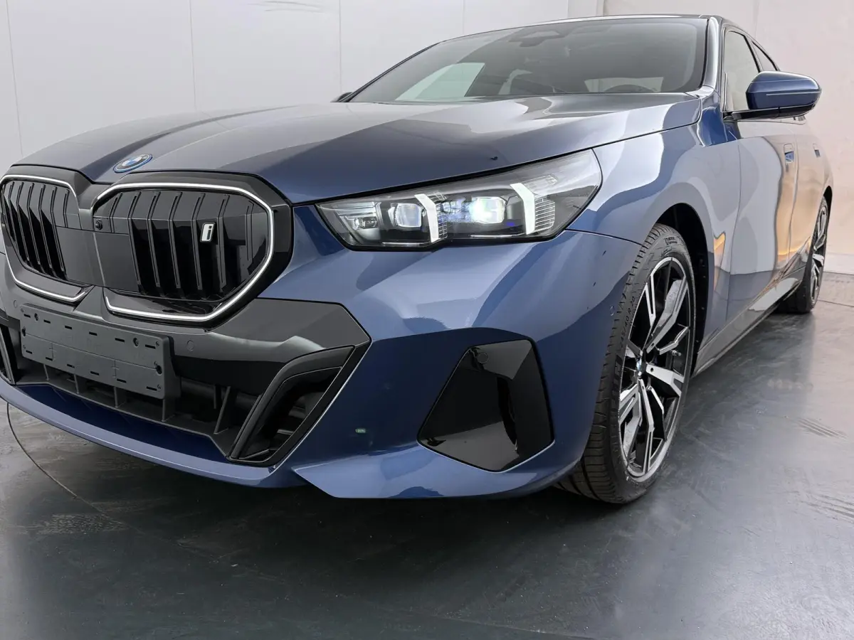 eDrive40 M Sport Pro Edition 84 kWh Comfort Pack | Innovation Pack | Travel Pack
