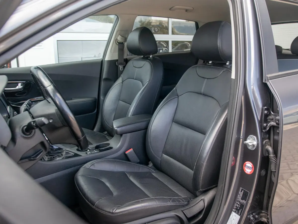 1.6 GDi Hybrid BusinessLine | Clima | Adapt. Cruise | Camera | Navi | Keyless | Leder | Stoel&Stuur Verwarming | Apple Carplay