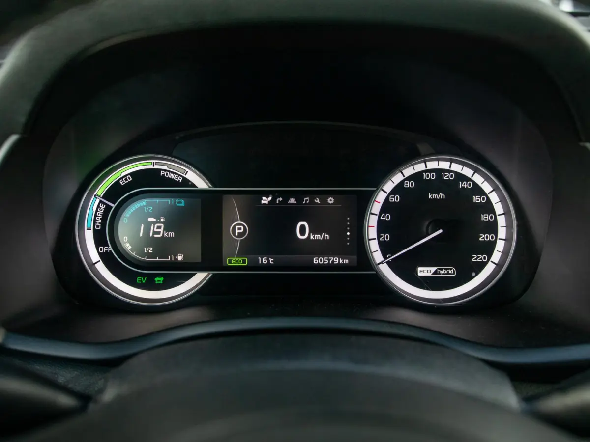 1.6 GDi Hybrid BusinessLine | Clima | Adapt. Cruise | Camera | Navi | Keyless | Leder | Stoel&Stuur Verwarming | Apple Carplay