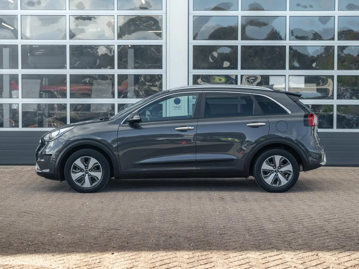 1.6 GDi Hybrid BusinessLine | Clima | Adapt. Cruise | Camera | Navi | Keyless | Leder | Stoel&Stuur Verwarming | Apple Carplay