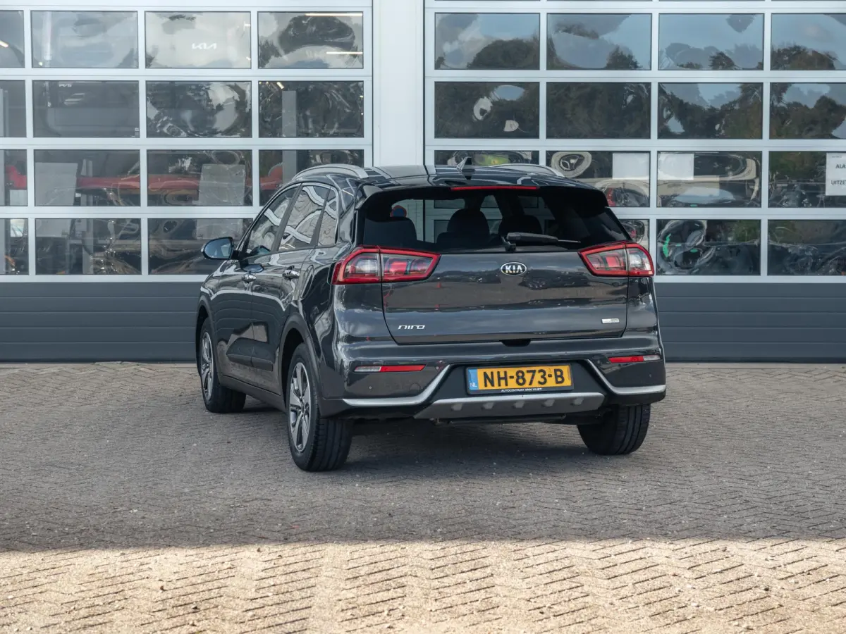 1.6 GDi Hybrid BusinessLine | Clima | Adapt. Cruise | Camera | Navi | Keyless | Leder | Stoel&Stuur Verwarming | Apple Carplay