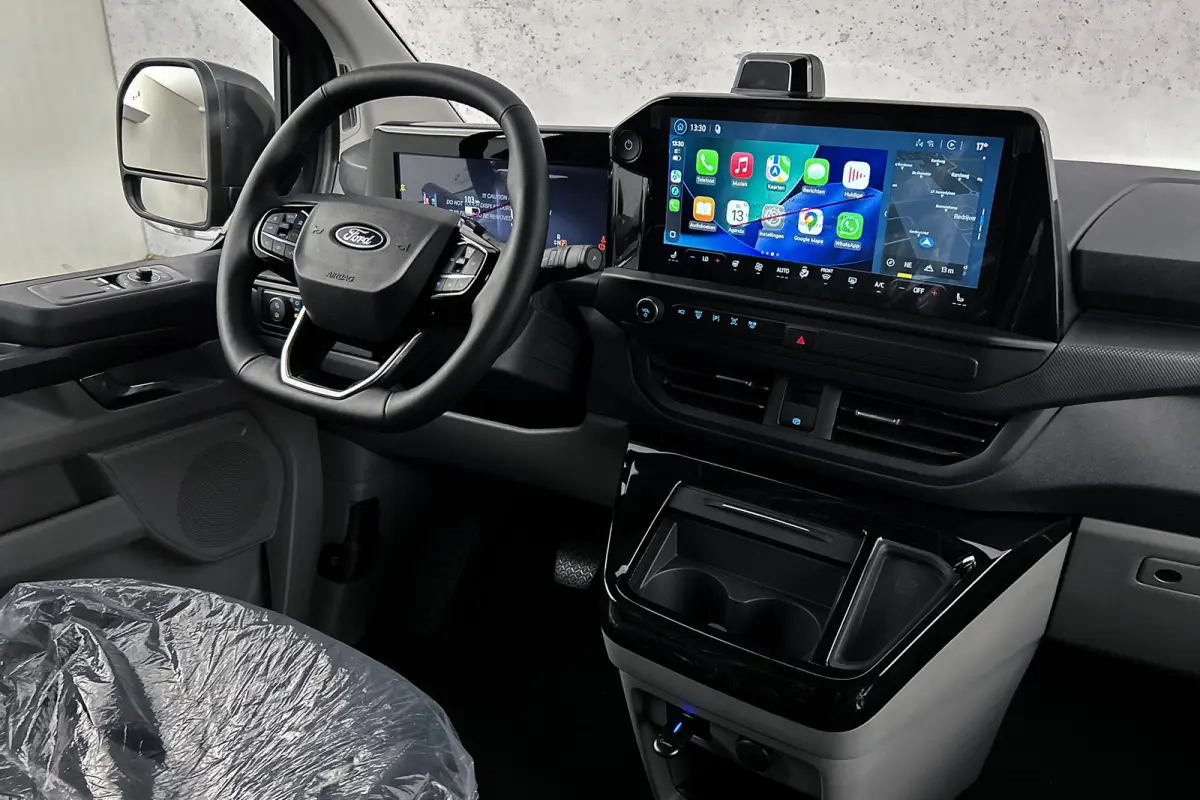 340 L2 Limited 71 kWh | Dubbel cabine | 2x schuifdeur | Driver assist pack premium