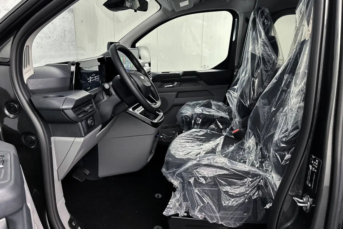 340 L2 Limited 71 kWh | Dubbel cabine | 2x schuifdeur | Driver assist pack premium