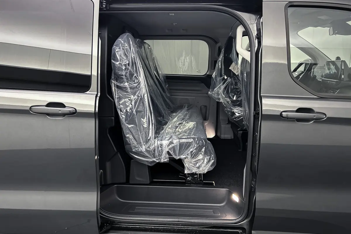 340 L2 Limited 71 kWh | Dubbel cabine | 2x schuifdeur | Driver assist pack premium