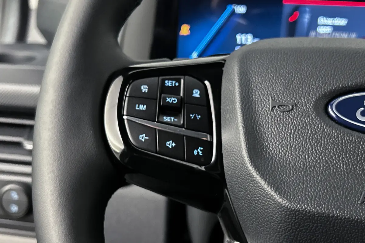 340 L2 Limited 71 kWh | Dubbel cabine | 2x schuifdeur | Driver assist pack premium