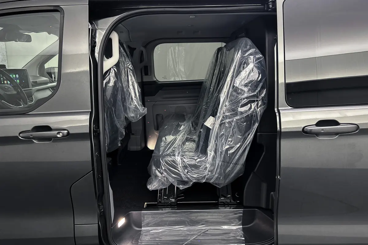 340 L2 Limited 71 kWh | Dubbel cabine | 2x schuifdeur | Driver assist pack premium