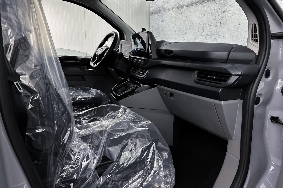 340 L2 Limited 71 kWh | Dubbel cabine | 2x schuifdeur | Driver assist pack premium