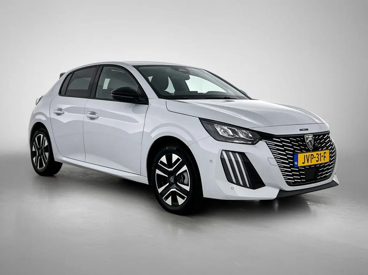 1.2 Hybrid 110pk Allure Automaat | Tot 8 Jaar Garantie | Navigatie | Camera Voor + Achter | Climate Control | Cruise Control | 16"LMV | LED |