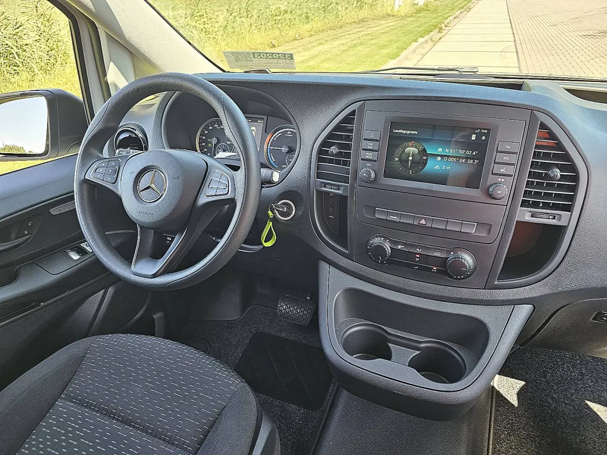 eVito 112 L3 60 kWh Cruise control, Airco, Pdc, Carplay, Camera, Climate control, Stoelverwarming, 280KM WLTP, 80kw-snelladen