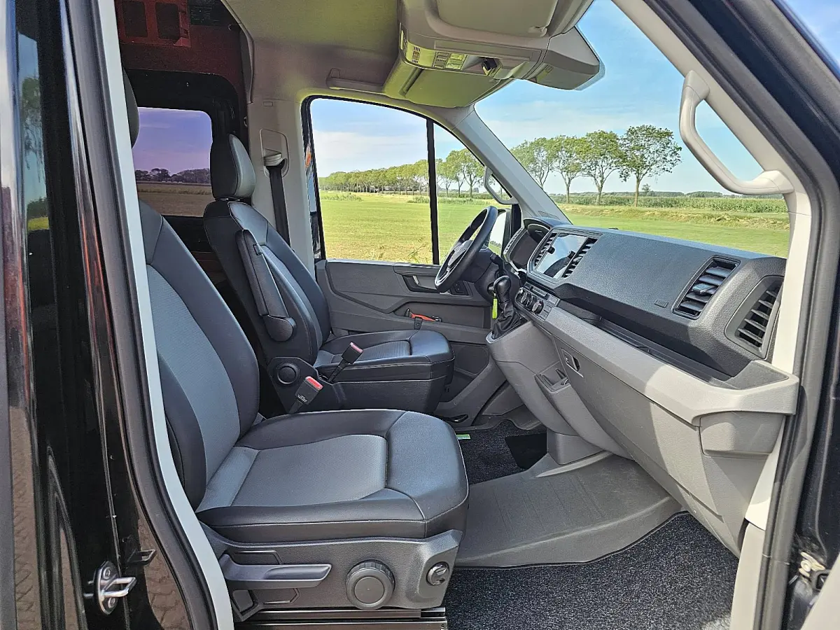 35 2.0 TDI L3H3 2x Draaistoelen, Webasto, 3T-trekhaak, Cruise, Airco, Pdc, Carplay, Navi, Camera *Bijzonder geschikt als camper*
