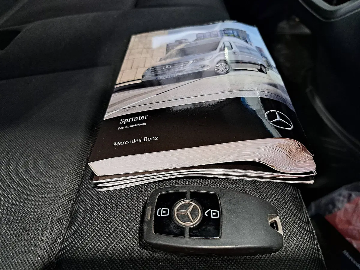 317 1.9 CDI L4H2 Base Cruise control, Airco, Pdc, Navi, Camera, Lane-assist, Stoelverwarming, Dodehoek detectie