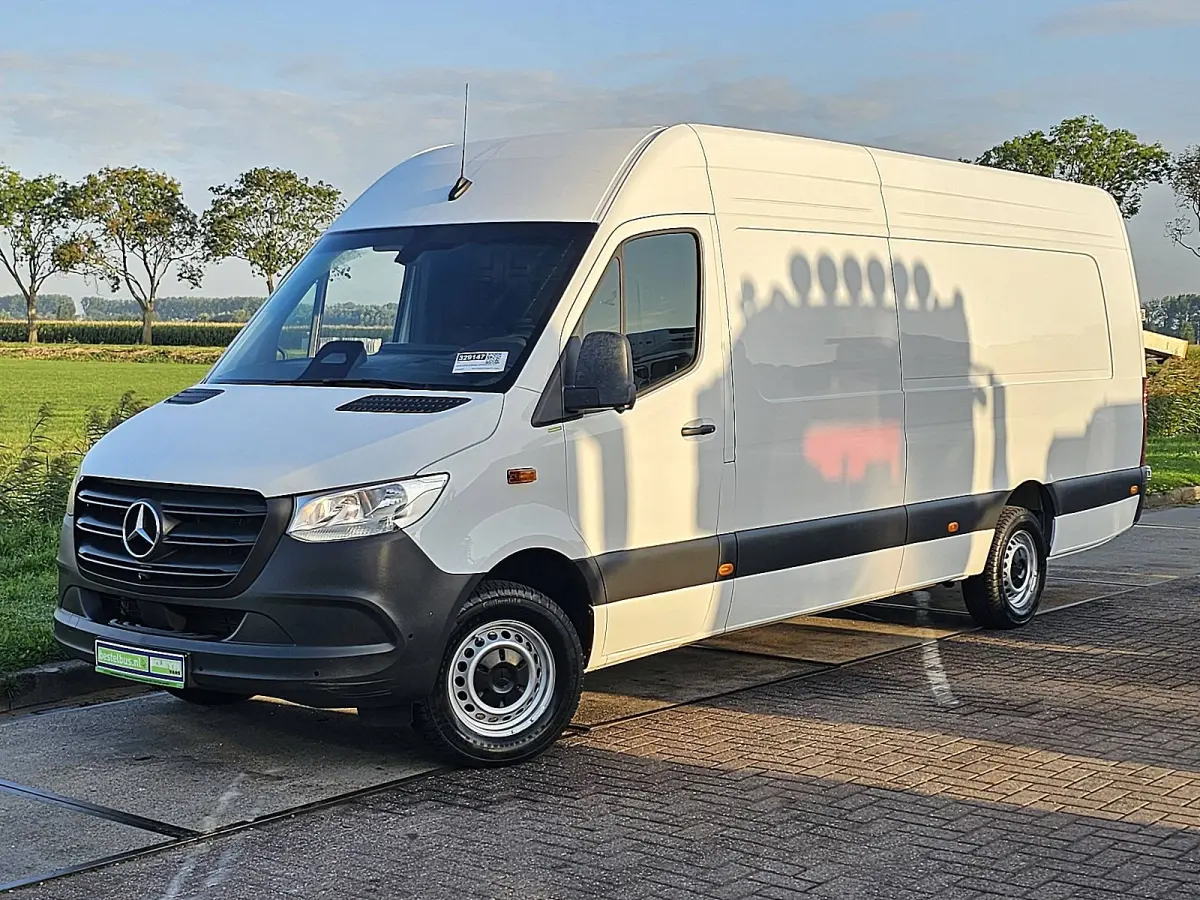 317 1.9 CDI L4H2 Base Cruise control, Airco, Pdc, Navi, Camera, Lane-assist, Stoelverwarming, Dodehoek detectie