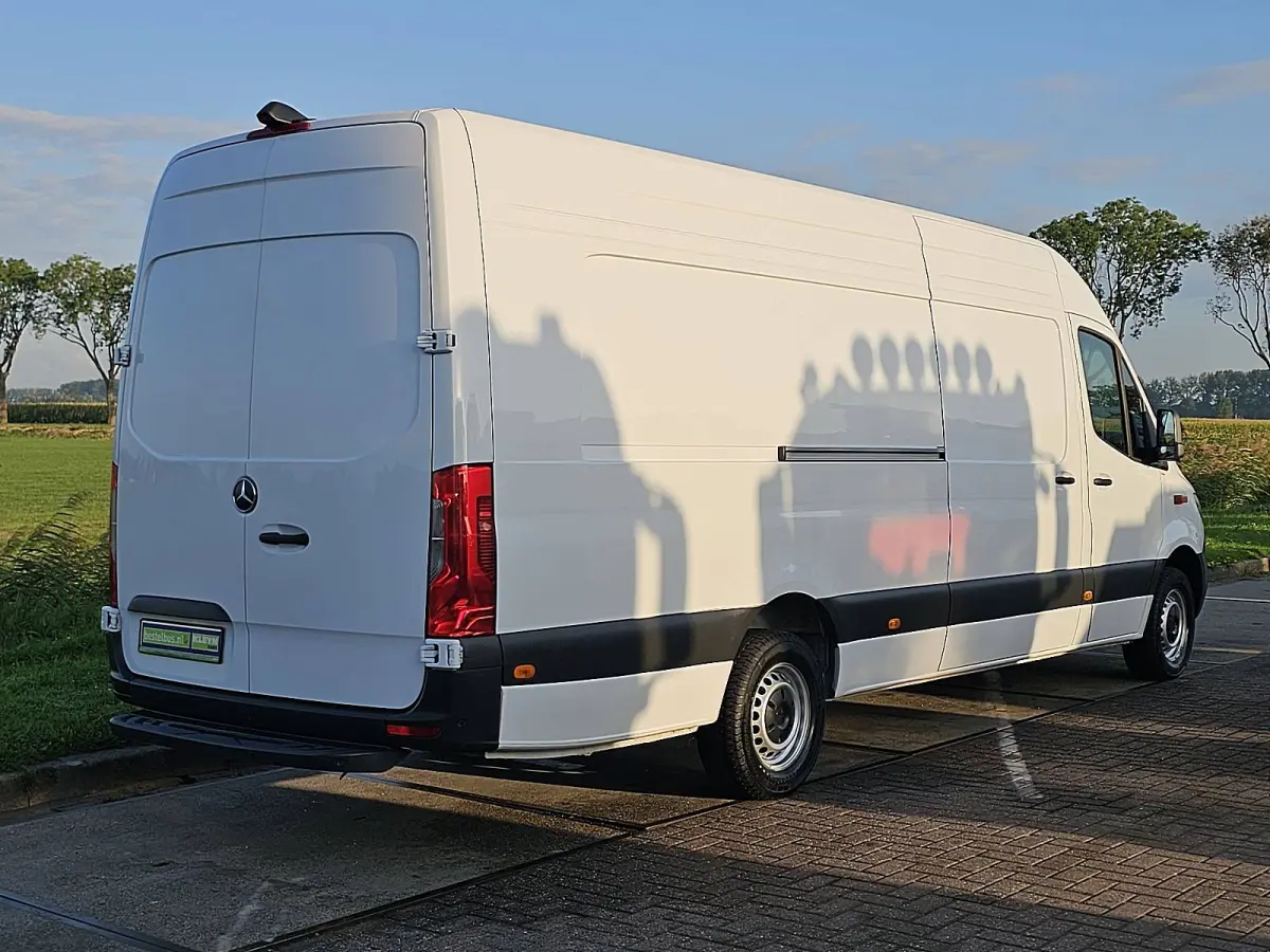 317 1.9 CDI L4H2 Base Cruise control, Airco, Pdc, Navi, Camera, Lane-assist, Stoelverwarming, Dodehoek detectie
