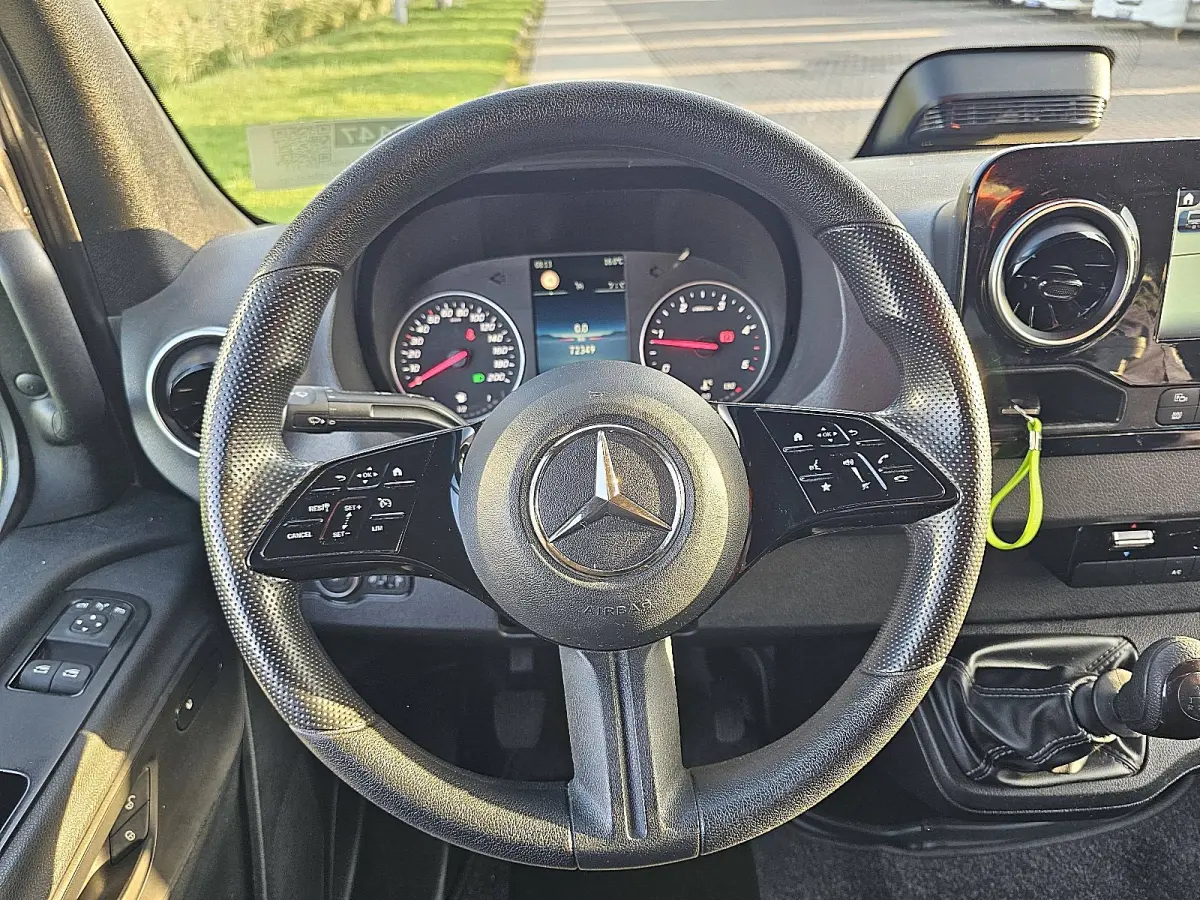 317 1.9 CDI L4H2 Base Cruise control, Airco, Pdc, Navi, Camera, Lane-assist, Stoelverwarming, Dodehoek detectie