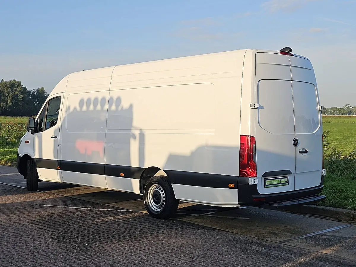 317 1.9 CDI L4H2 Base Cruise control, Airco, Pdc, Navi, Camera, Lane-assist, Stoelverwarming, Dodehoek detectie