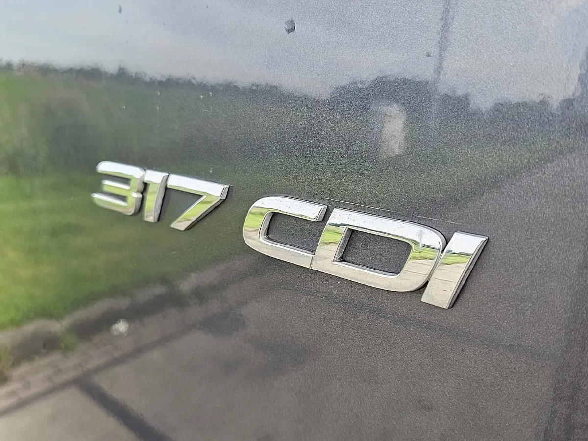 317 1.9 CDI L2H2 RWD Cruise control, Airco, Carplay, Navi, Camera, Led, Lane-assist, Climate control, Dodehoek detectie, 3,5T-trekhaak