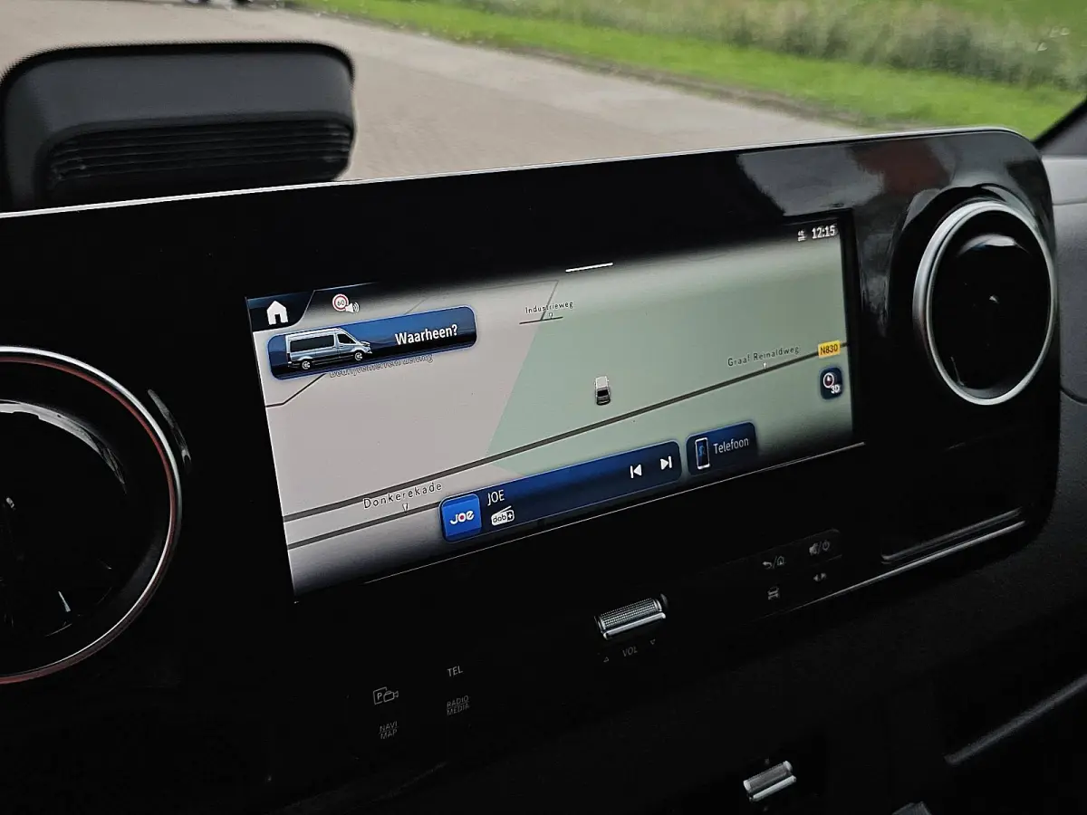 317 1.9 CDI L3H2 Pro Cruise control, Airco, Pdc, Navi, Camera, LED, Carplay, Automaat, Mbux10, Lane-assist, Stoelverwarming, Dodehoek Detectie, Nieuw Model