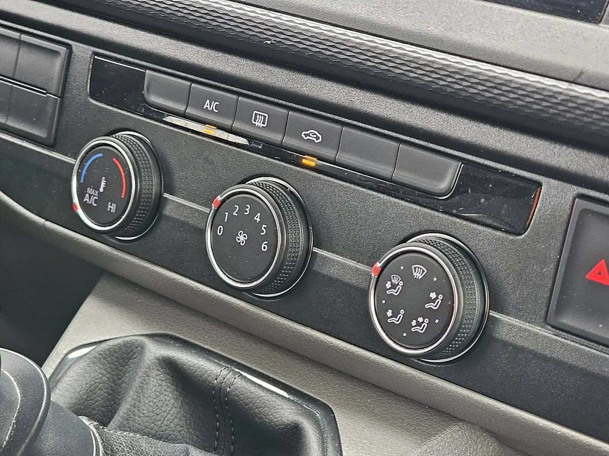 2.0 TDI L2H1 30 Airco, Pdc, Carplay, Navi