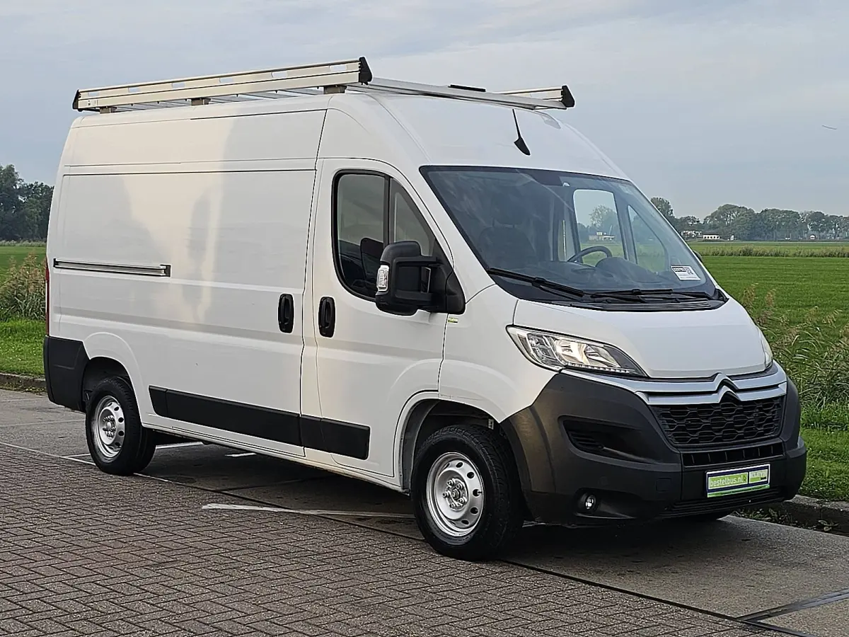 2.2 BlueHDi 120 L2H2 3.3t Cruise control, Airco, Navi, Camera, Dodehoek detectie, Imperiaal, Trap