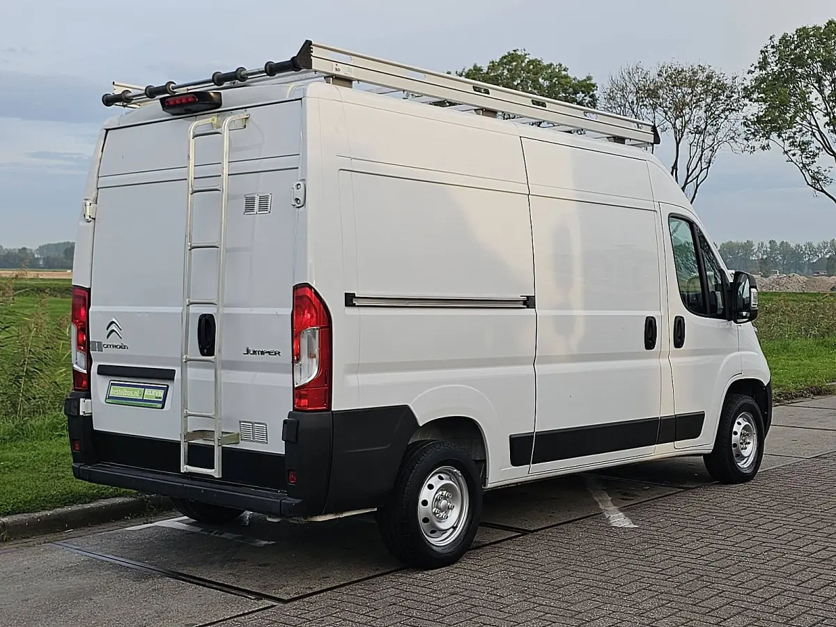 2.2 BlueHDi 120 L2H2 3.3t Cruise control, Airco, Navi, Camera, Dodehoek detectie, Imperiaal, Trap