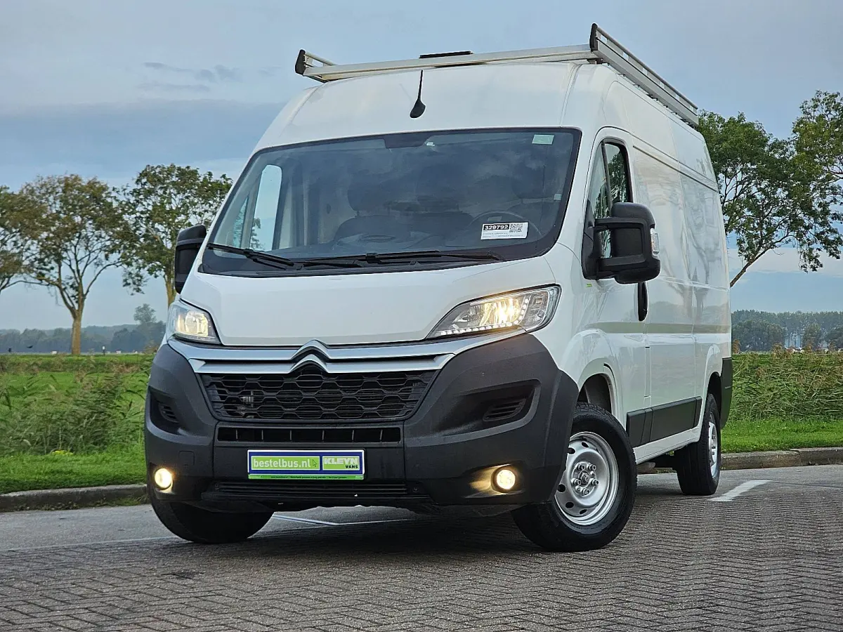 2.2 BlueHDi 120 L2H2 3.3t Cruise control, Airco, Navi, Camera, Dodehoek detectie, Imperiaal, Trap