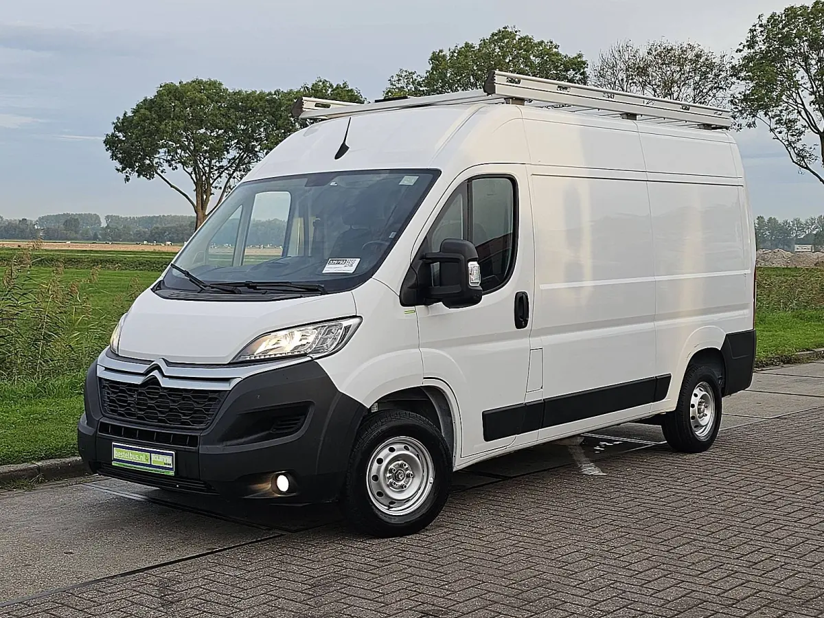 2.2 BlueHDi 120 L2H2 3.3t Cruise control, Airco, Navi, Camera, Dodehoek detectie, Imperiaal, Trap