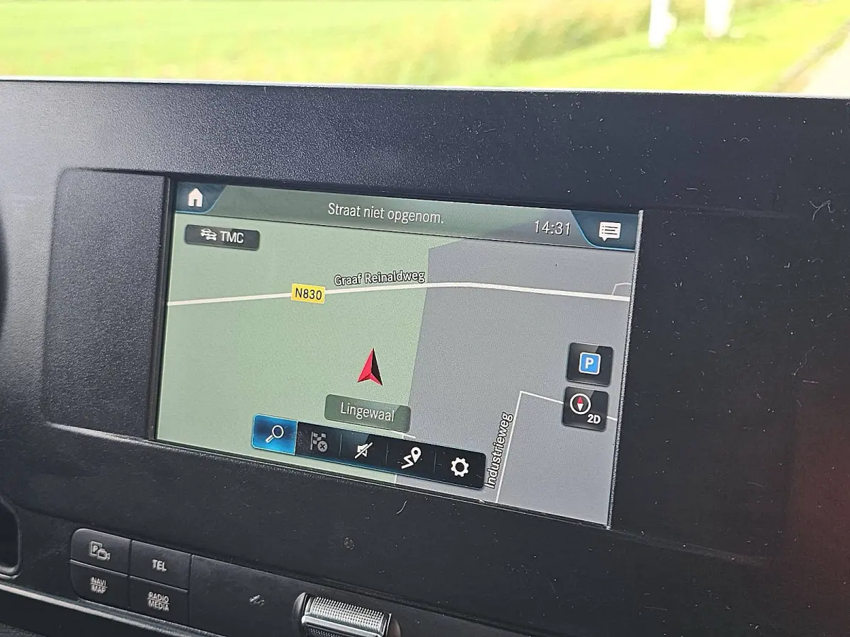 319 3.0 V6 L3H2 EURO6 Airco, Standkachel, Navi, Camera, Climatecontrol, Dodehoek detectie,