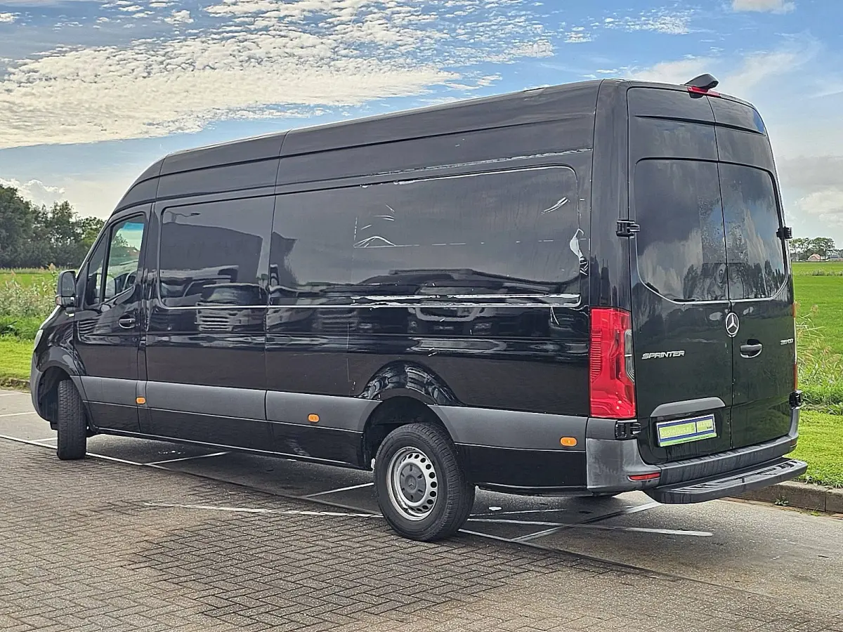 319 3.0 V6 L3H2 EURO6 Airco, Standkachel, Navi, Camera, Climatecontrol, Dodehoek detectie,