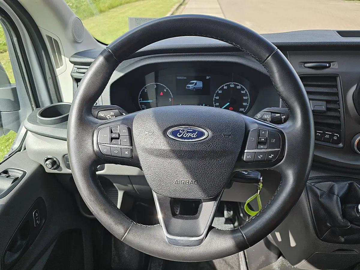 310 2.0 TDCI L3H2 Trend Cruise Control, Airco, Pdc, Camera, Lane-assist, Stoelverwarming, Euro6 131 PK!