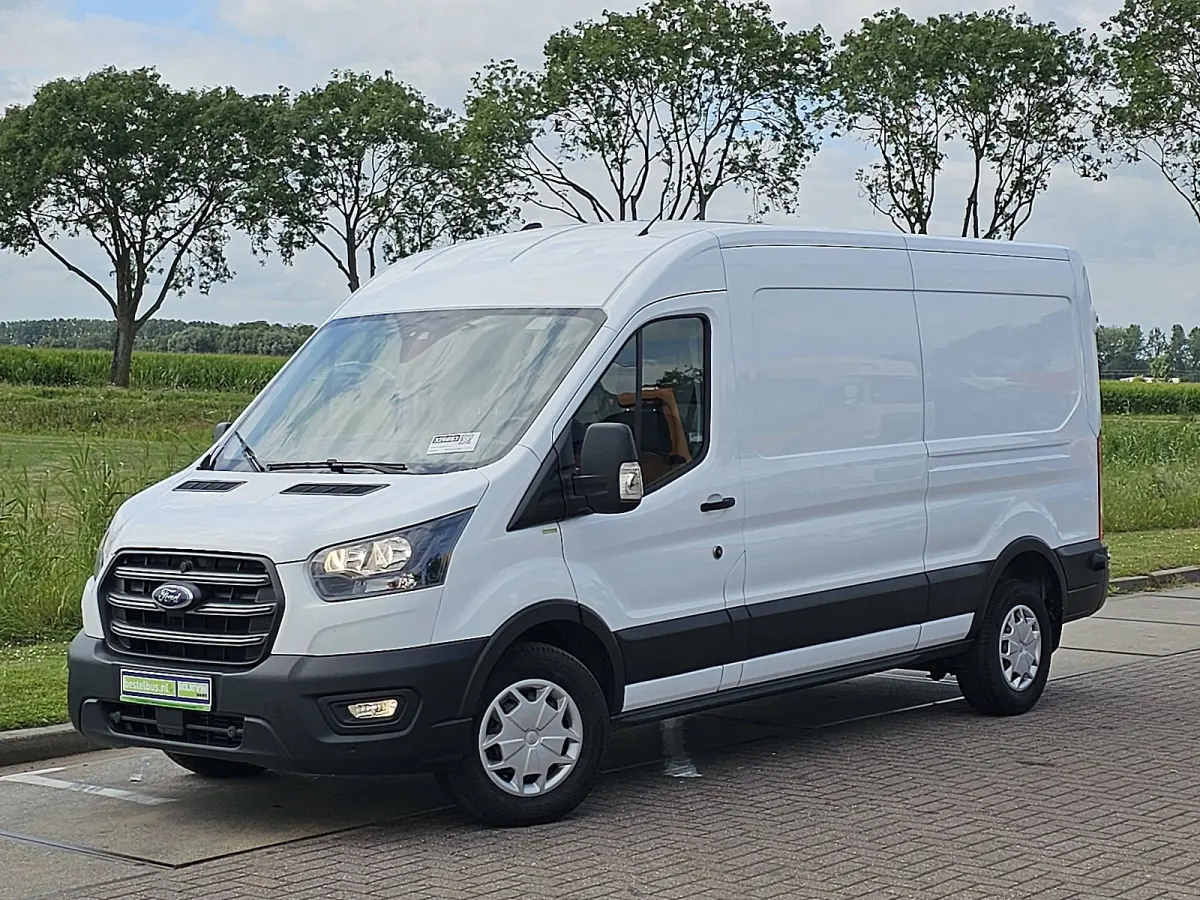310 2.0 TDCI L3H2 Trend Cruise Control, Airco, Pdc, Camera, Lane-assist, Stoelverwarming, Euro6 131 PK!