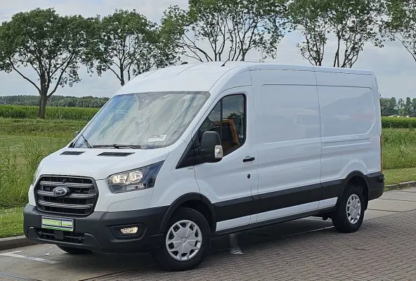 310 2.0 TDCI L3H2 Trend Cruise Control, Airco, Pdc, Camera, Lane-assist, Stoelverwarming, Euro6 131 PK!