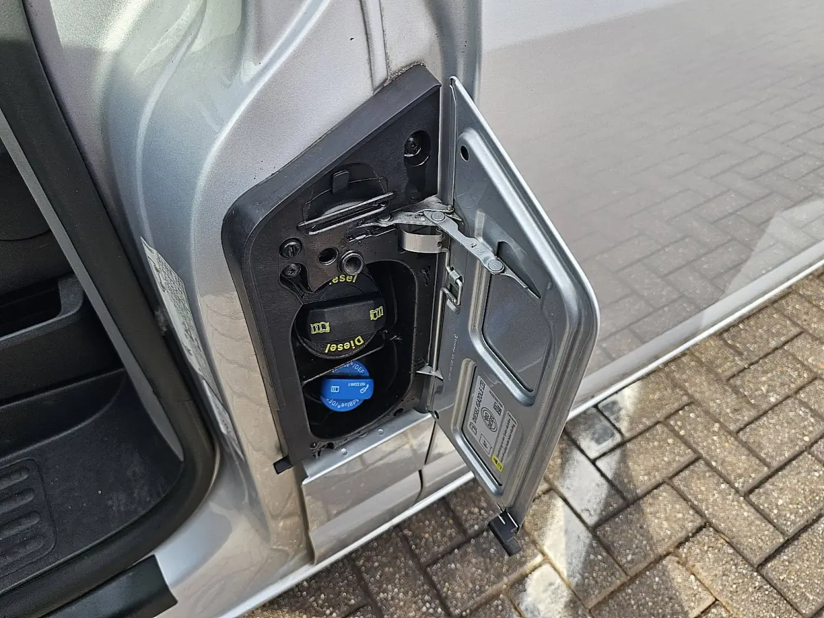 2.0 TDI L2H1 32 Cruise control, Airco, Standkachel, Pdc, Carplay, Navi, Stoelverwarming
