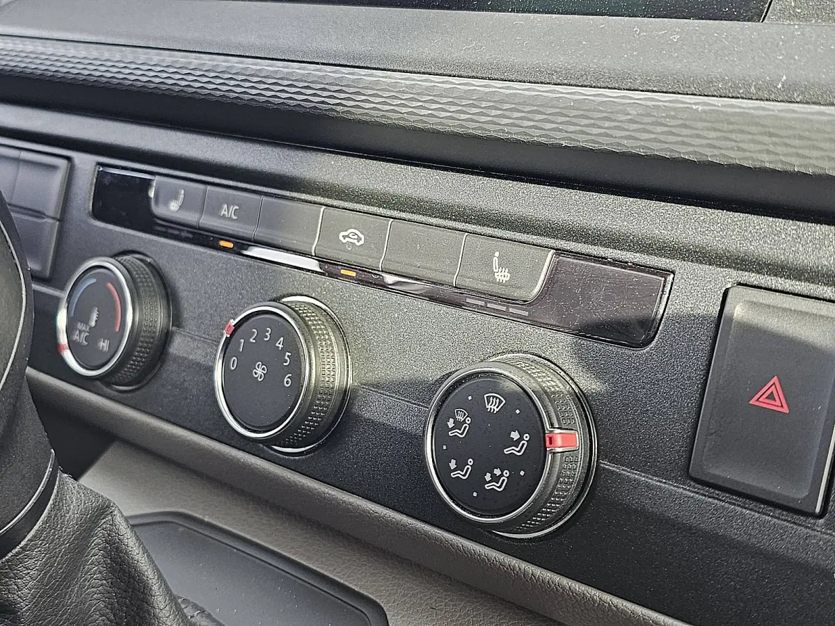 2.0 TDI L2H1 32 Cruise control, Airco, Standkachel, Pdc, Carplay, Navi, Stoelverwarming