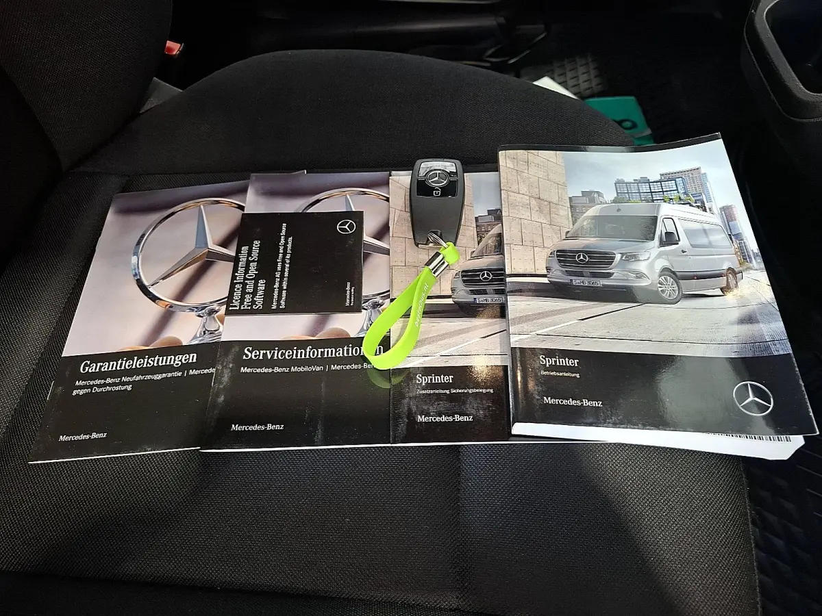 317 1.9 CDI L2H2 RWD Cruise Control, Airco, Standkachel, Navi, Camera, Stoelverwarming, Multifuncitoneel stuur, Euro6, 170 PK