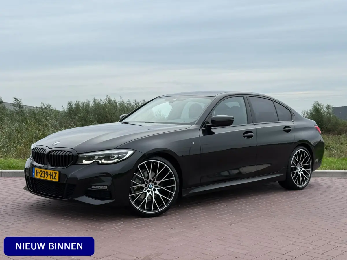 320i High Executive / M Sport / Leder / 20inch M-Performance / 256PK