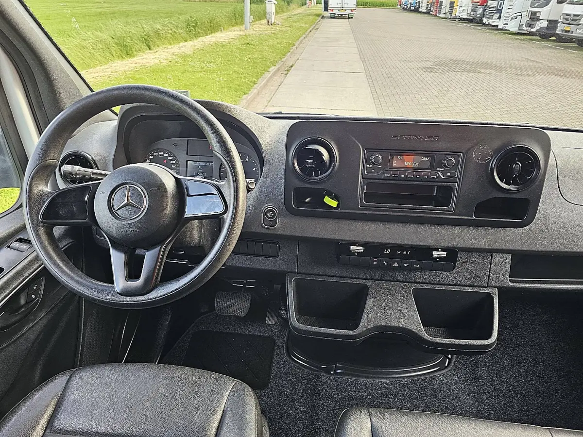 314 2.2 CDI L3 EURO VI-D Airco, Leer, Automaat, Laadklep, Zijdeur, Spoiler, Euro6, 143Pk