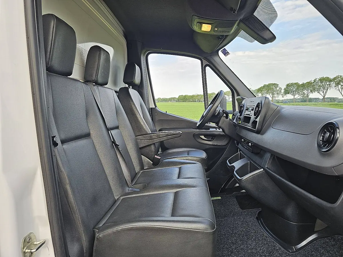 314 2.2 CDI L3 EURO VI-D Airco, Leer, Automaat, Laadklep, Zijdeur, Spoiler, Euro6, 143Pk