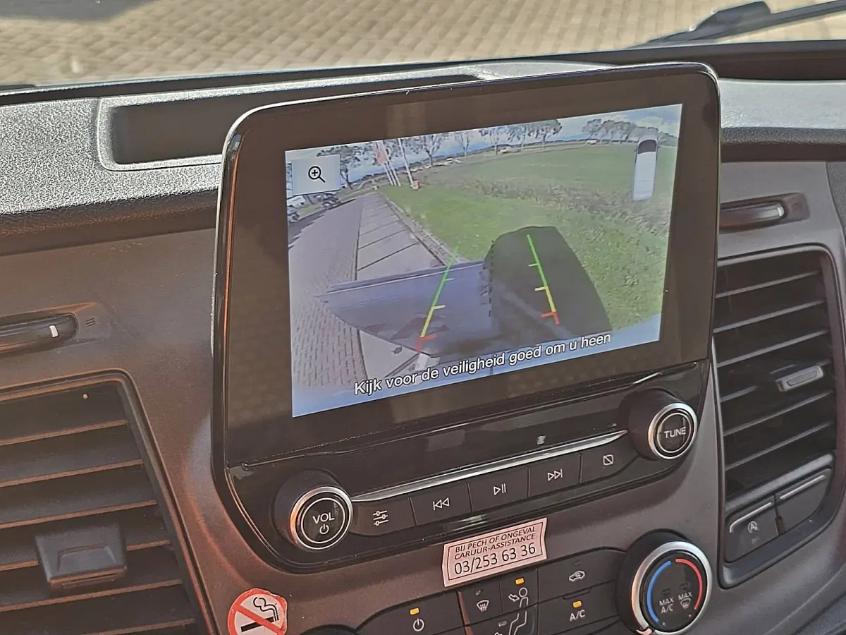 350 2.0 TDCI L2H2 Trend AWD Cruise control, Airco, Pdc, Carplay, Camera, Dodehoek detectie, Koelen/Vriezen, Nacht/Dag koeling