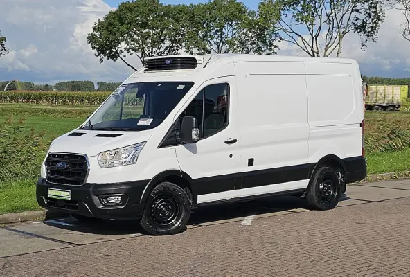 350 2.0 TDCI L2H2 Trend AWD Cruise control, Airco, Pdc, Carplay, Camera, Dodehoek detectie, Koelen/Vriezen, Nacht/Dag koeling