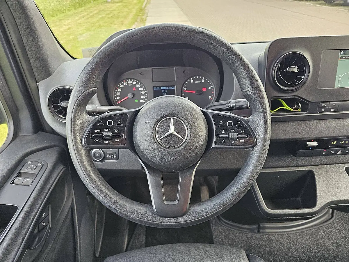 315 L3H2 Mbux Navi Automaat Airco Camera 3-Zits/ Leer Euro6!
