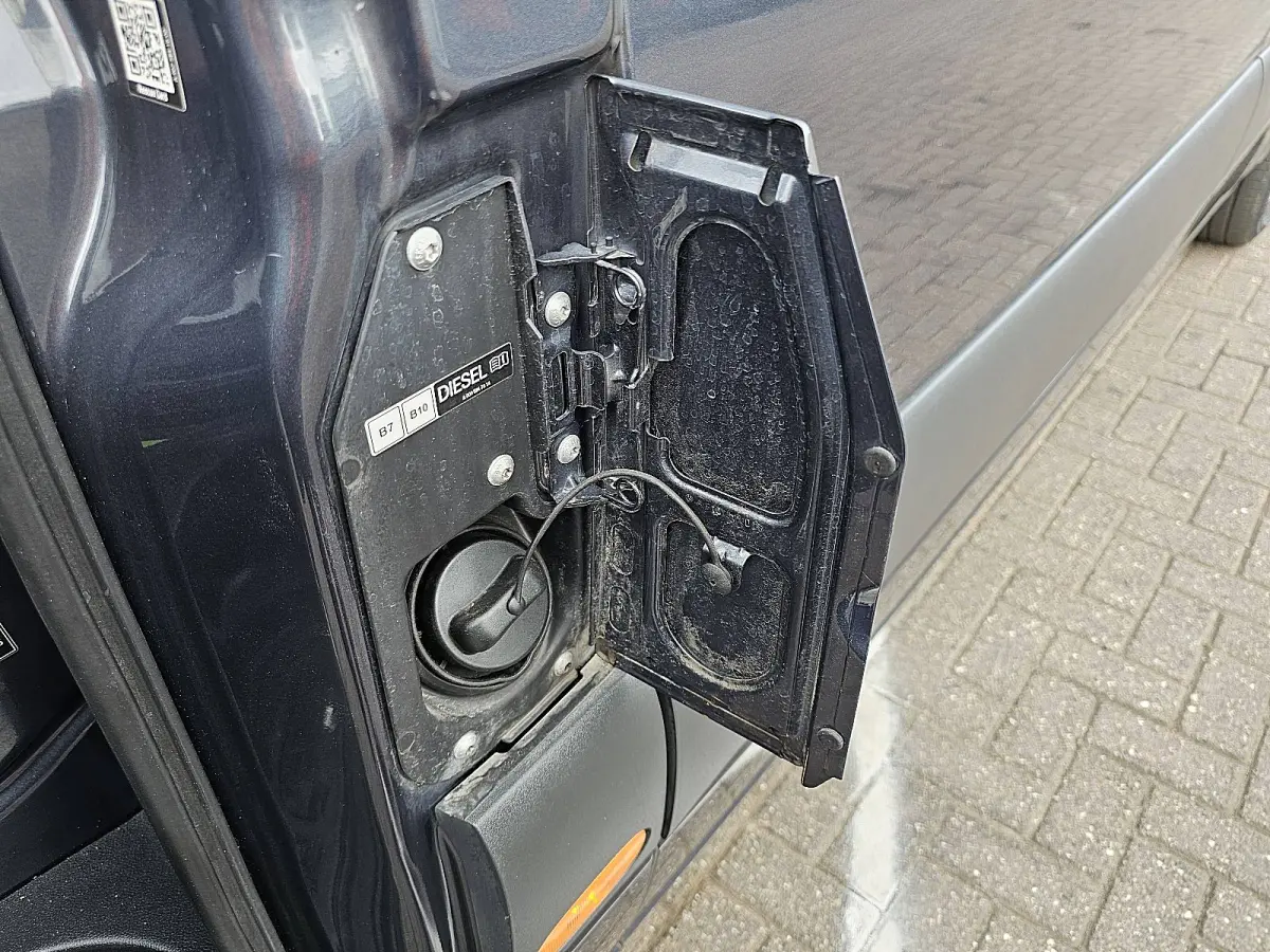 315 L3H2 Mbux Navi Automaat Airco Camera 3-Zits/ Leer Euro6!